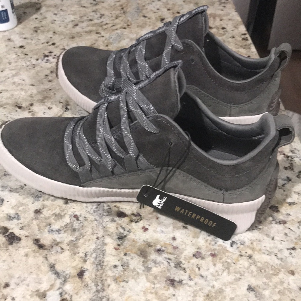 New Sorel out and about tennis shoe